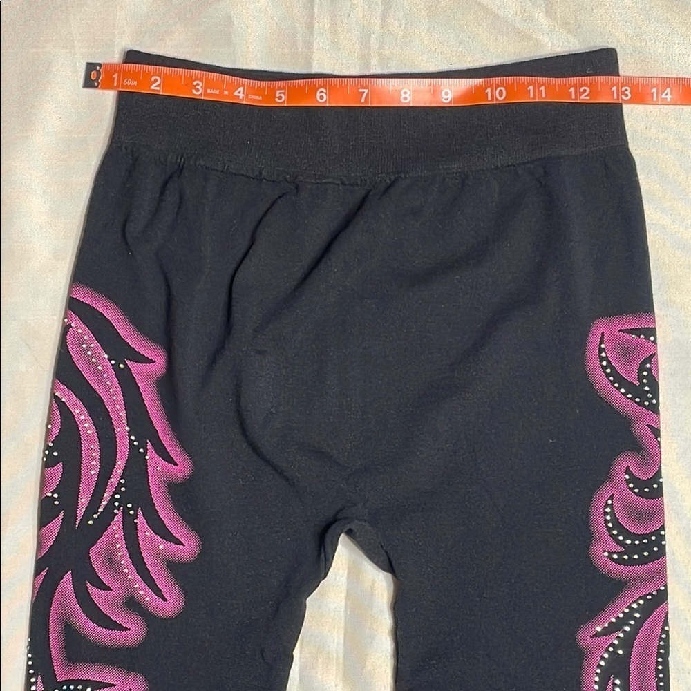 Black and Pink Diamond & Pink Patterned Leggings - Picture 5 of 6